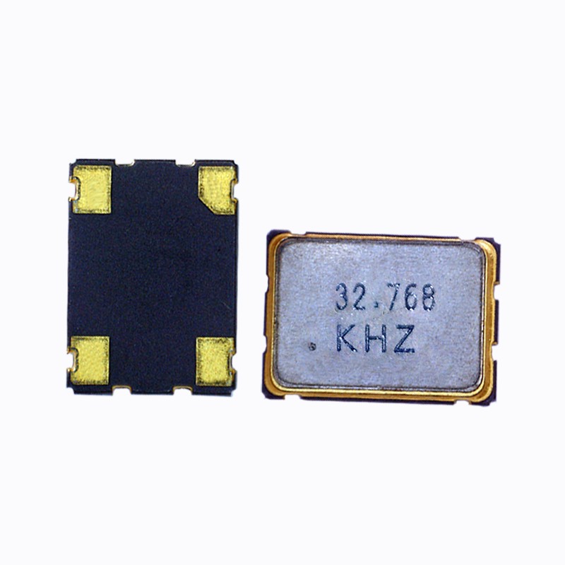 OH7 Series 7050 32.768KHz Crystal Oscillator Picture